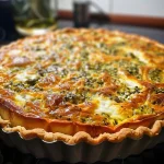 Quiche de Grünkohl fresca y deliciosa, vista lateral.